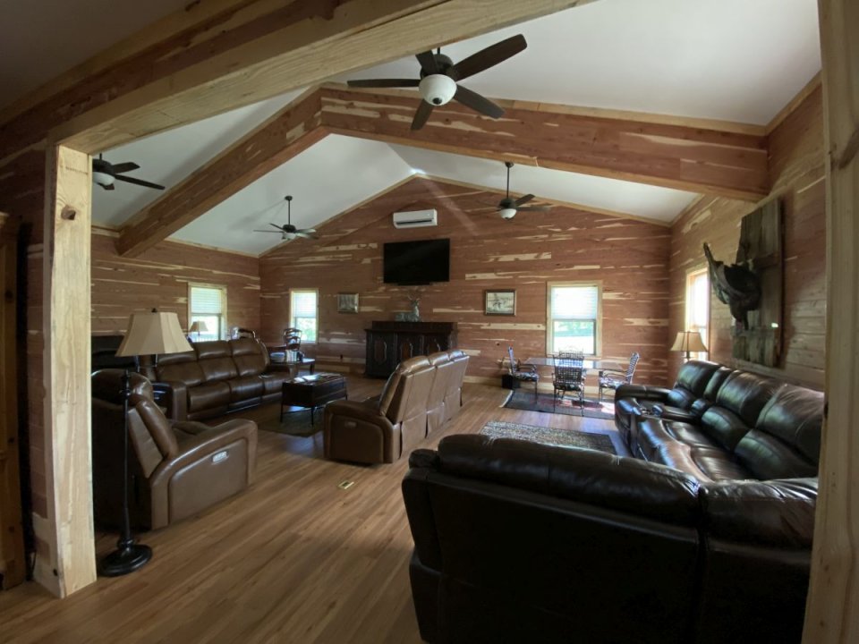 Tes Randal Jolly Photos