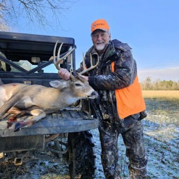 Bob Richard with a nice 8-point.